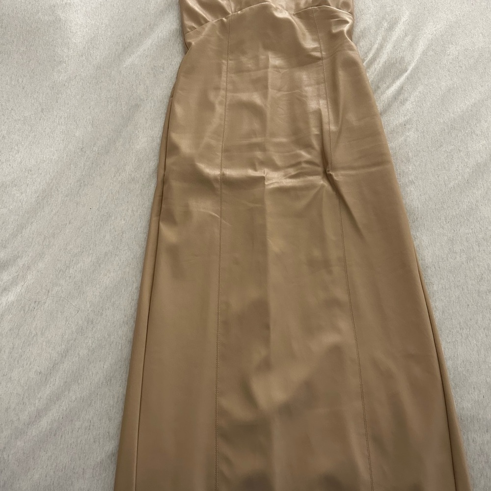 Elegant Tan Strapless Dress